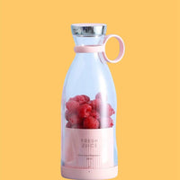 Mini portable juice blender